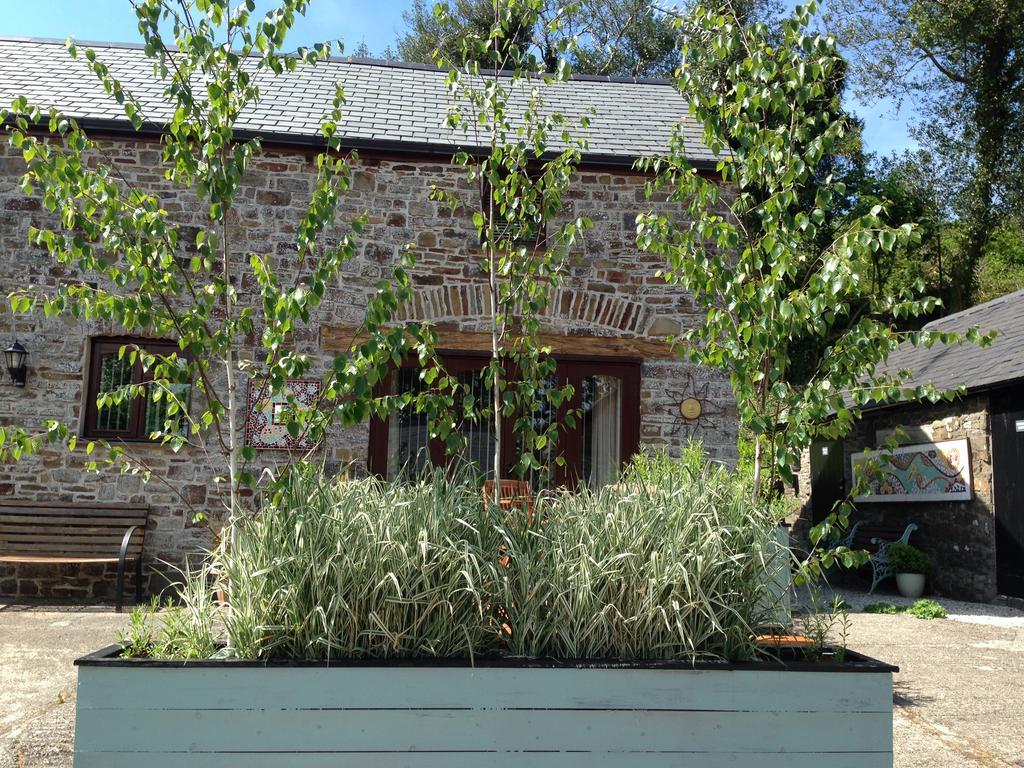 Petrock Holiday Cottages Newton Saint Petrock ภายนอก รูปภาพ